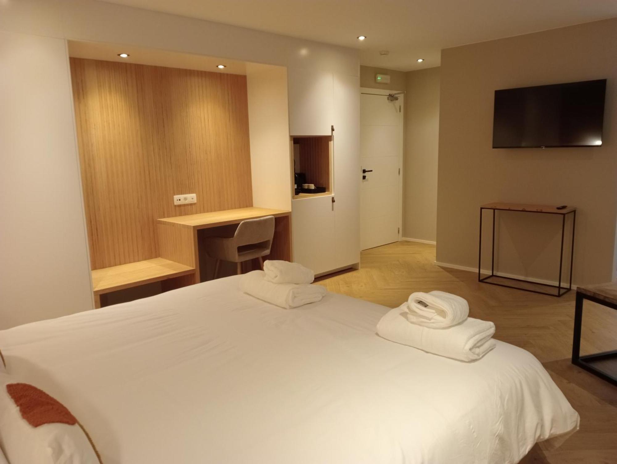 Dionbulles & Dionlodge Guesthouse, Private Wellness Pool In Option Chaumont-Gistoux Luaran gambar